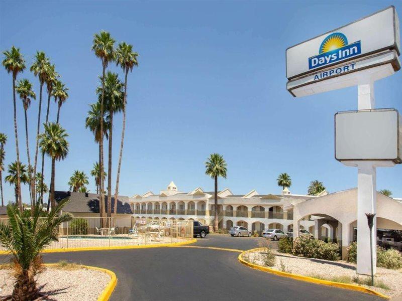 Days Inn By Wyndham Airport - Phoenix Kültér fotó