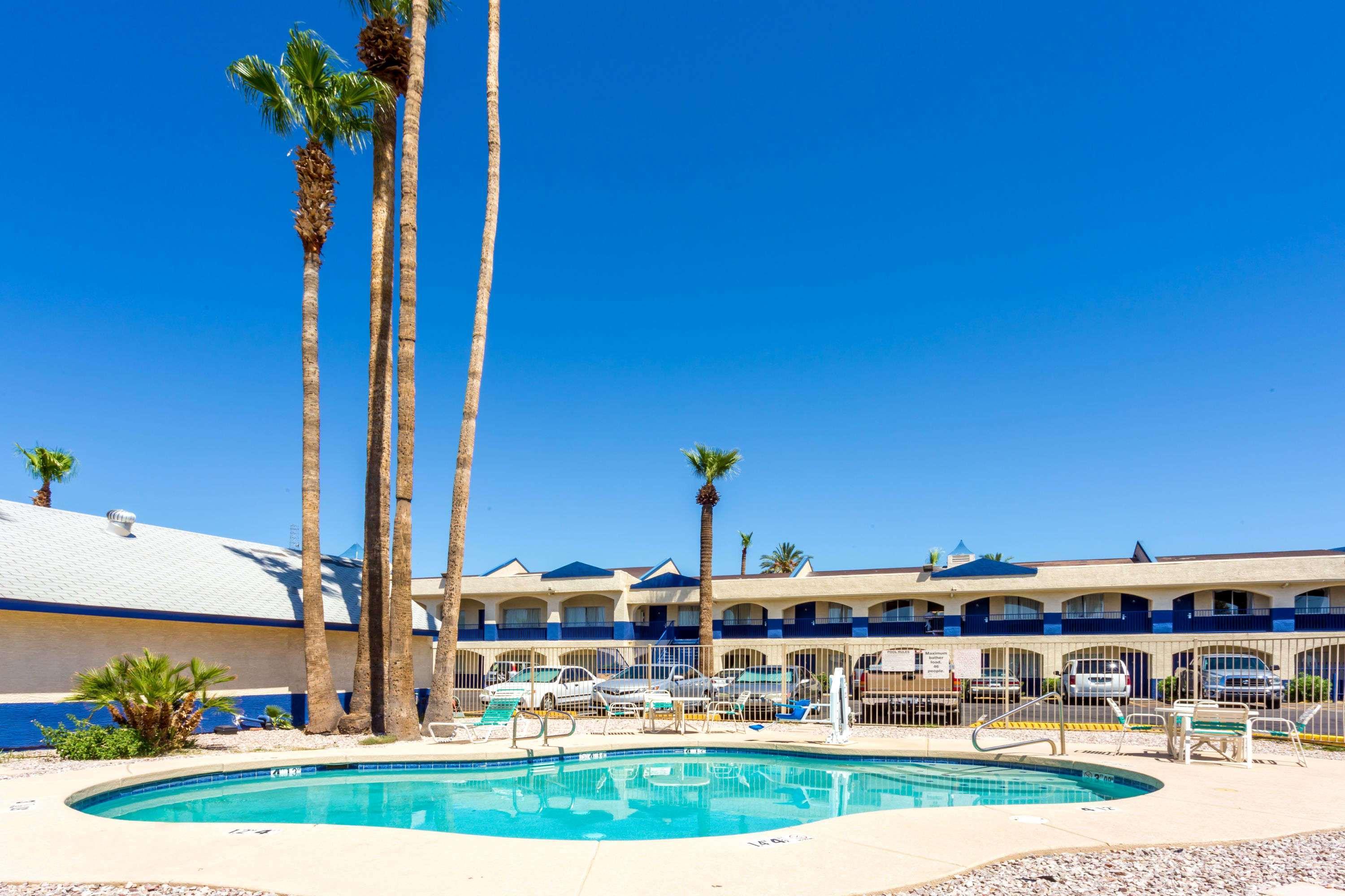 Days Inn By Wyndham Airport - Phoenix Kültér fotó