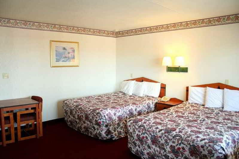 Days Inn By Wyndham Airport - Phoenix Kültér fotó